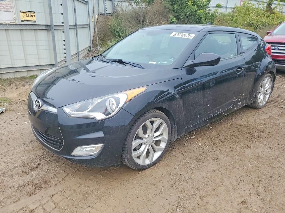 2013 HYUNDAI Veloster