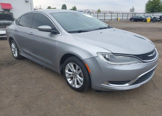 2015 CHRYSLER 200