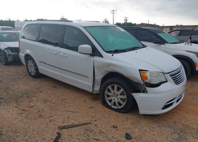 2014 CHRYSLER Town and Country