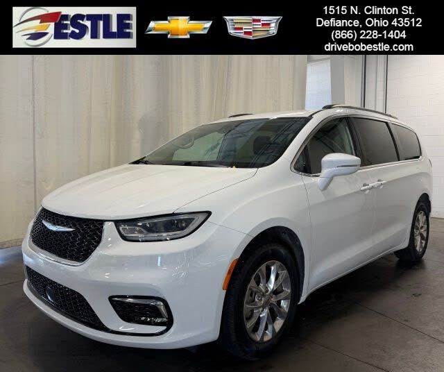 2022 CHRYSLER Pacifica
