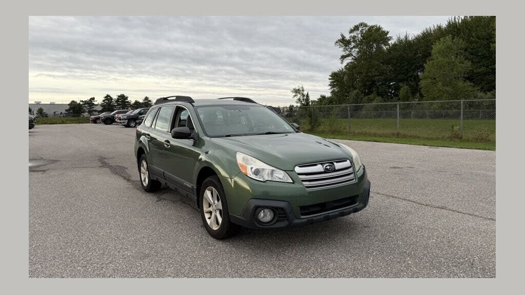 2014 SUBARU Outback
