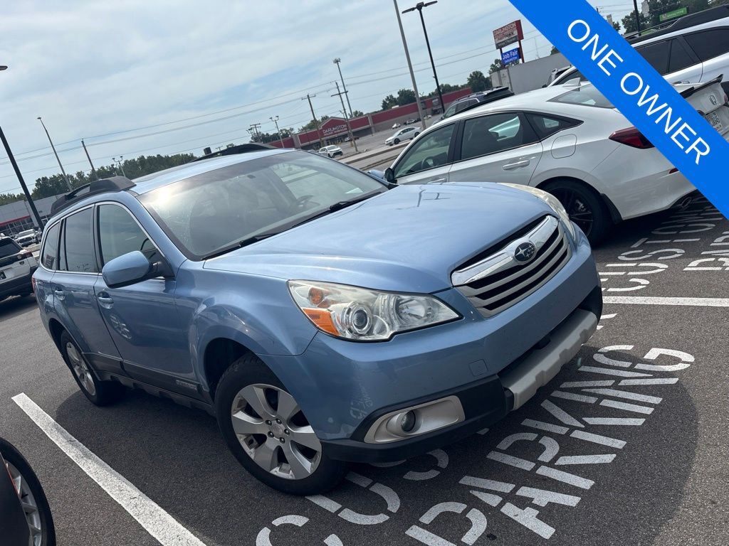2011 SUBARU Outback