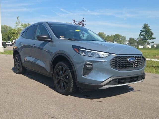 2023 FORD Escape