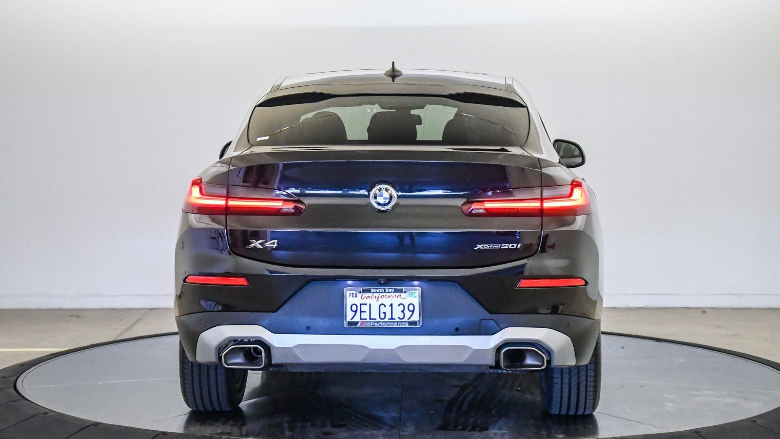2023 BMW X4