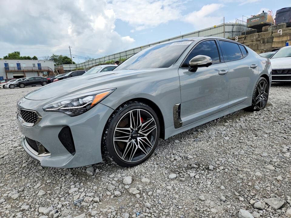 2023 KIA Stinger