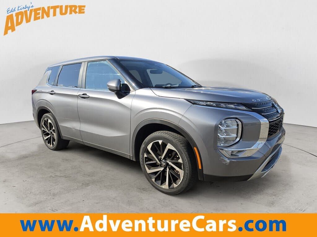 2023 MITSUBISHI Outlander
