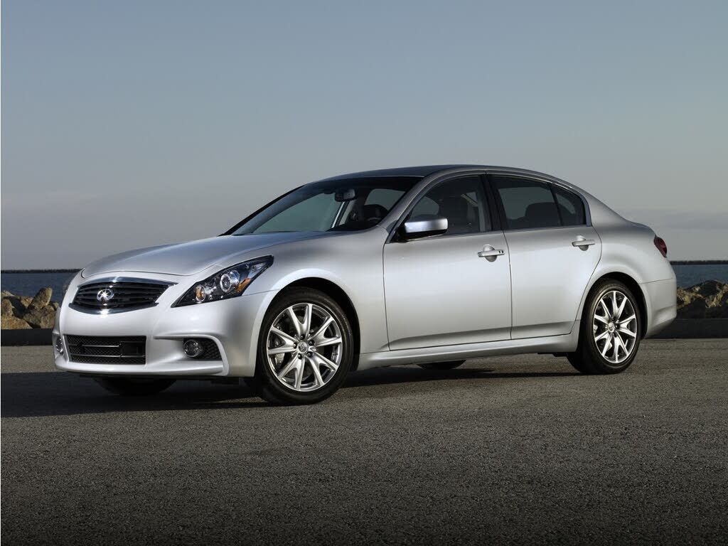 2010 INFINITI G37