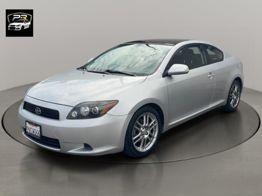 2010 TOYOTA SCION