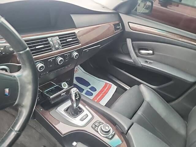 2010 BMW 528i