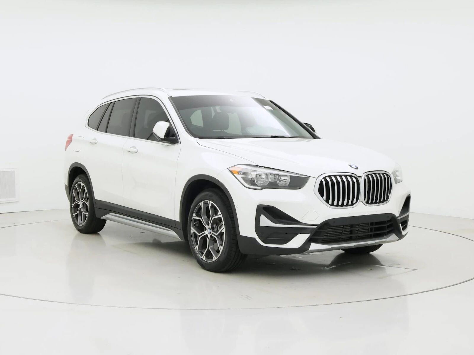 2022 BMW X1