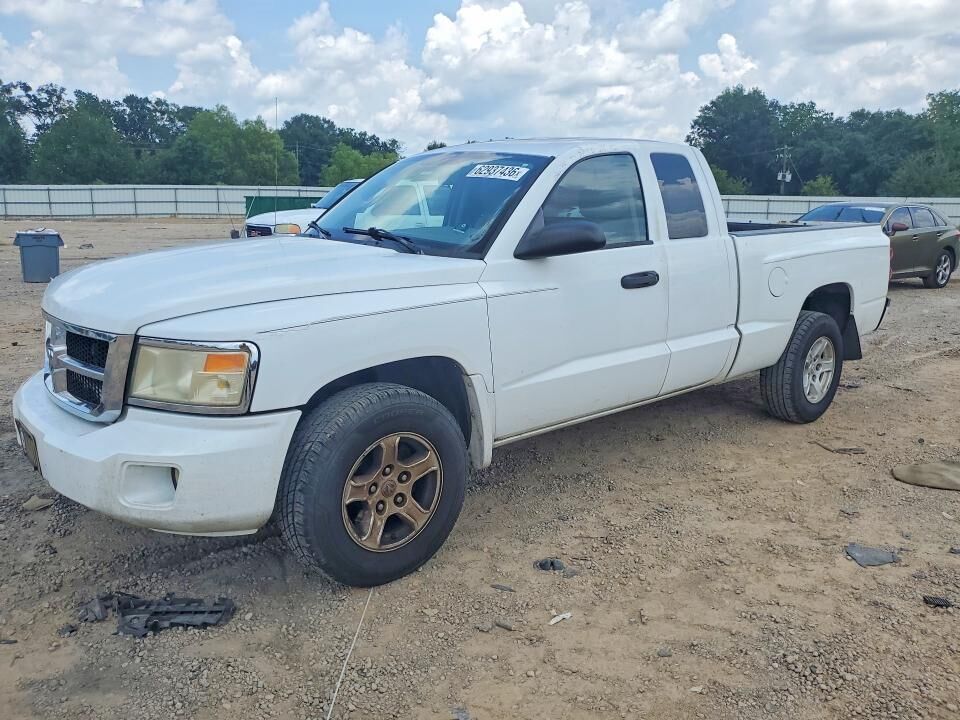 2008 DODGE Dakota