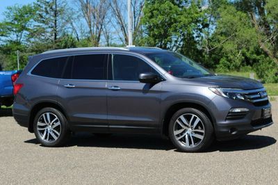 2017 HONDA Pilot