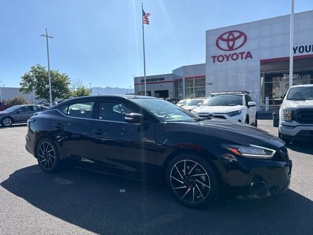 2023 NISSAN Maxima