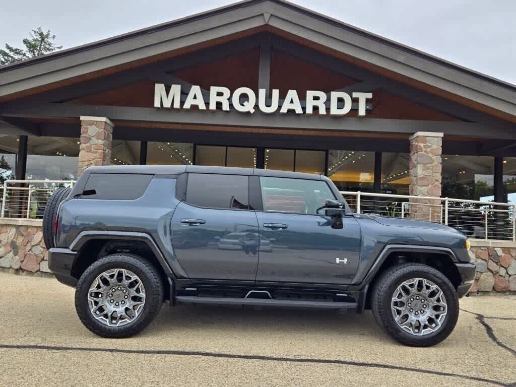 2025 GMC Hummer EV SUV