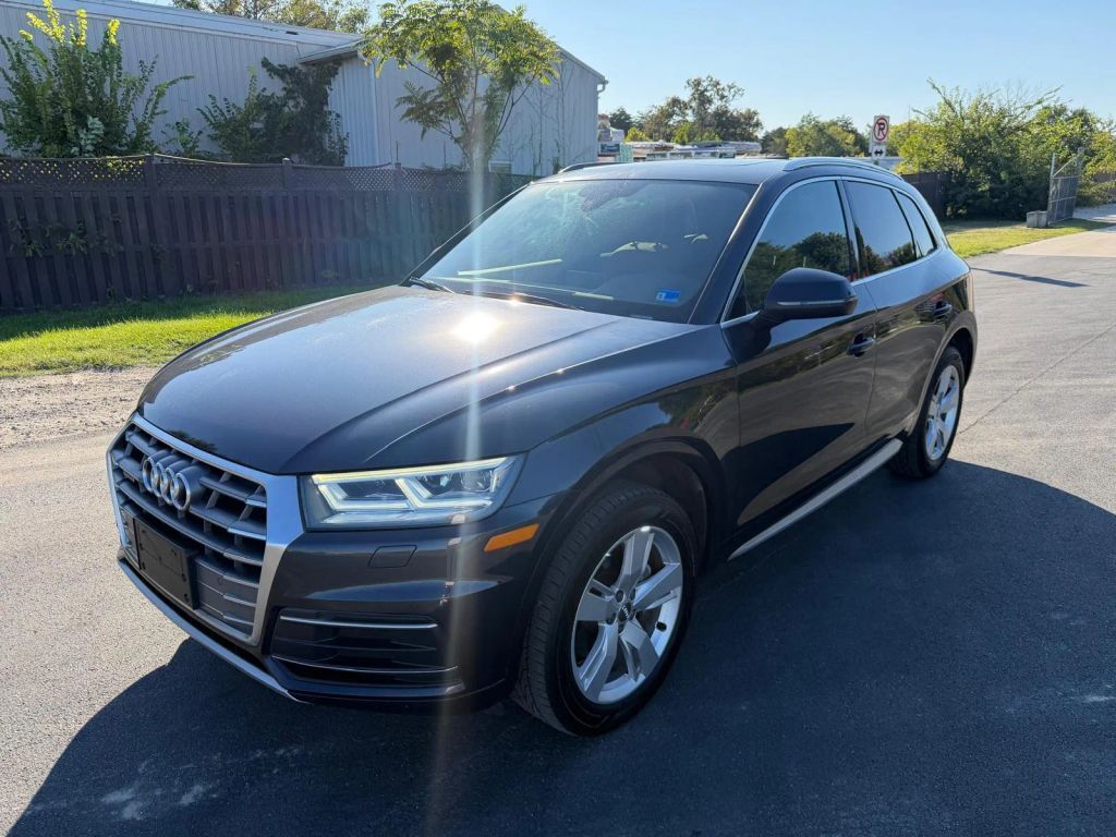 2019 AUDI Q5