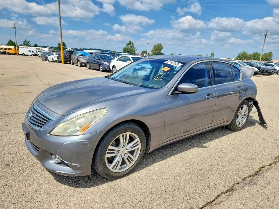 2010 INFINITI G37