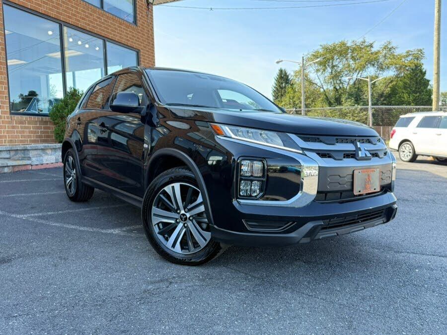2024 MITSUBISHI Outlander Sport