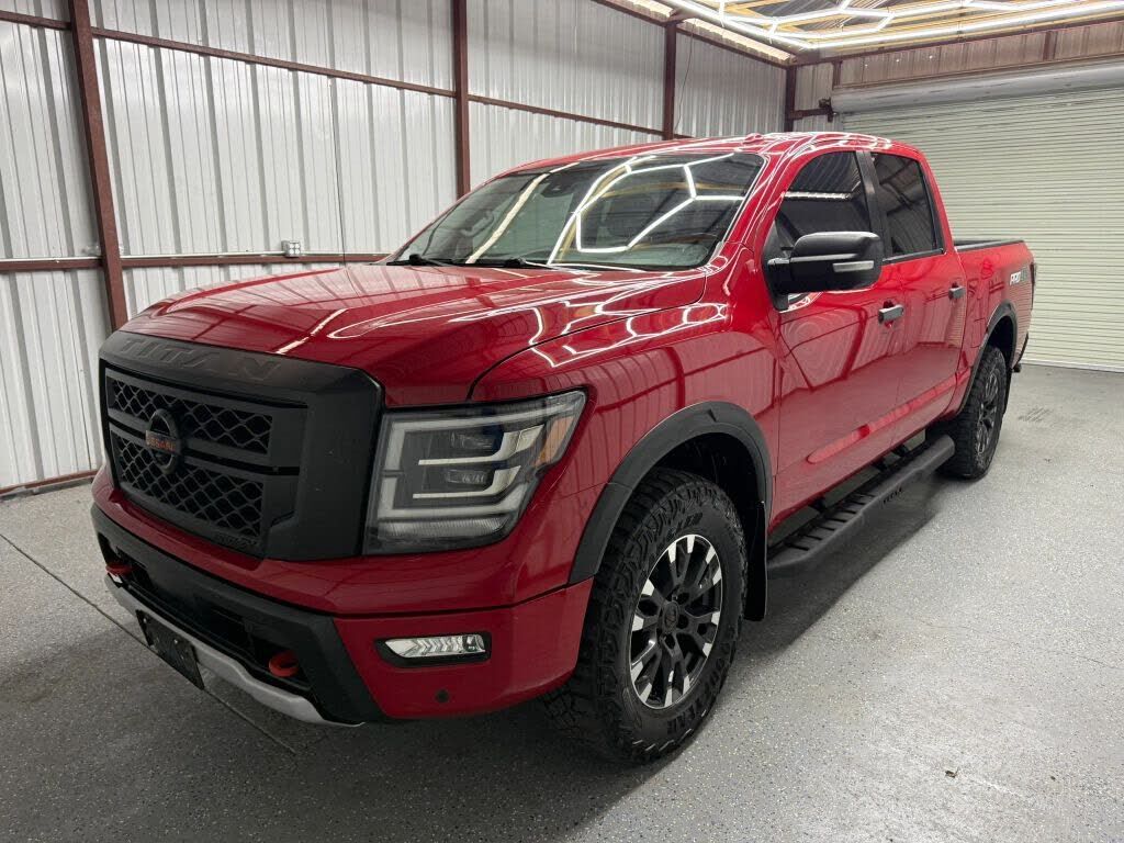 2021 NISSAN Titan