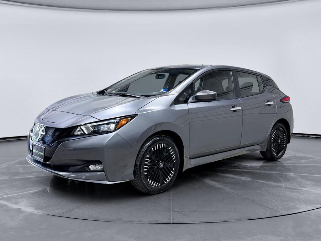 2024 NISSAN Leaf