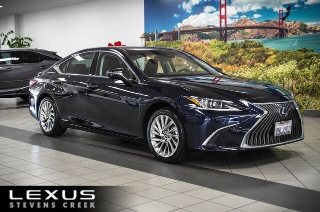 2019 LEXUS ES