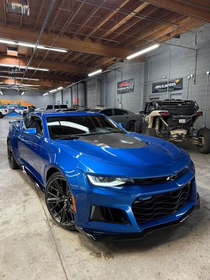 2017 CHEVROLET Camaro