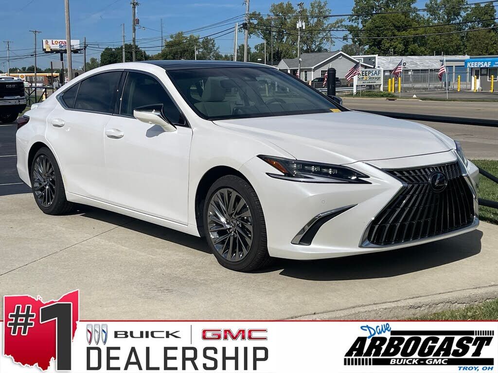 2024 LEXUS ES