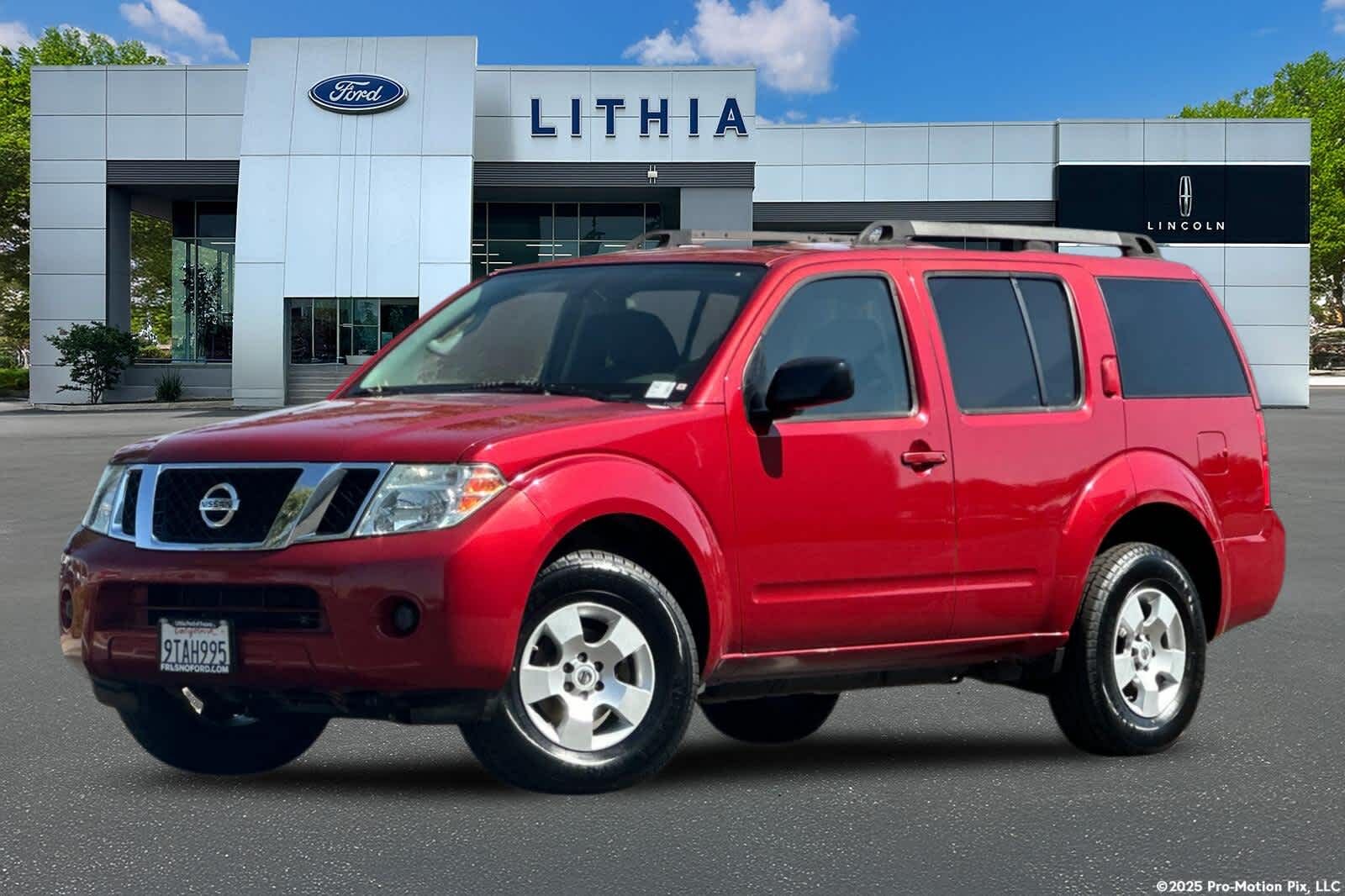 2012 NISSAN Pathfinder