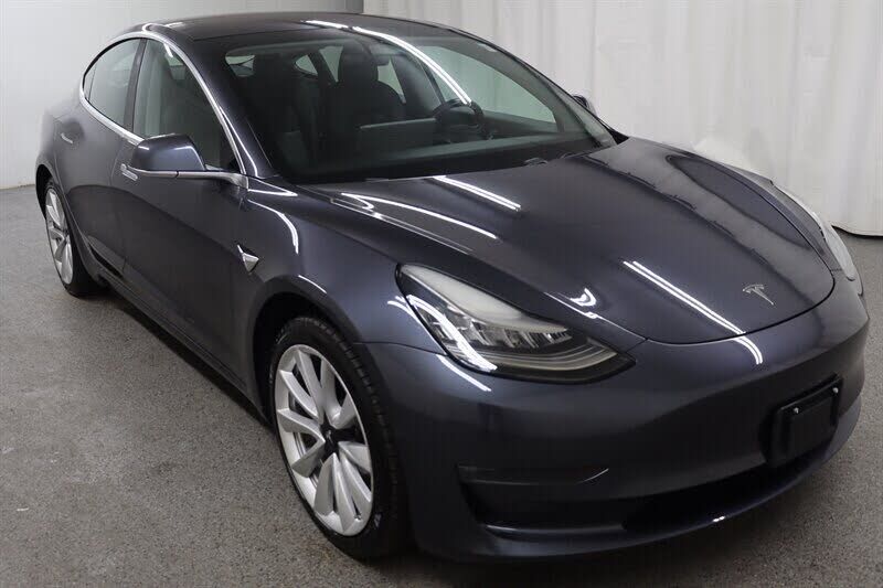 2018 TESLA Model 3