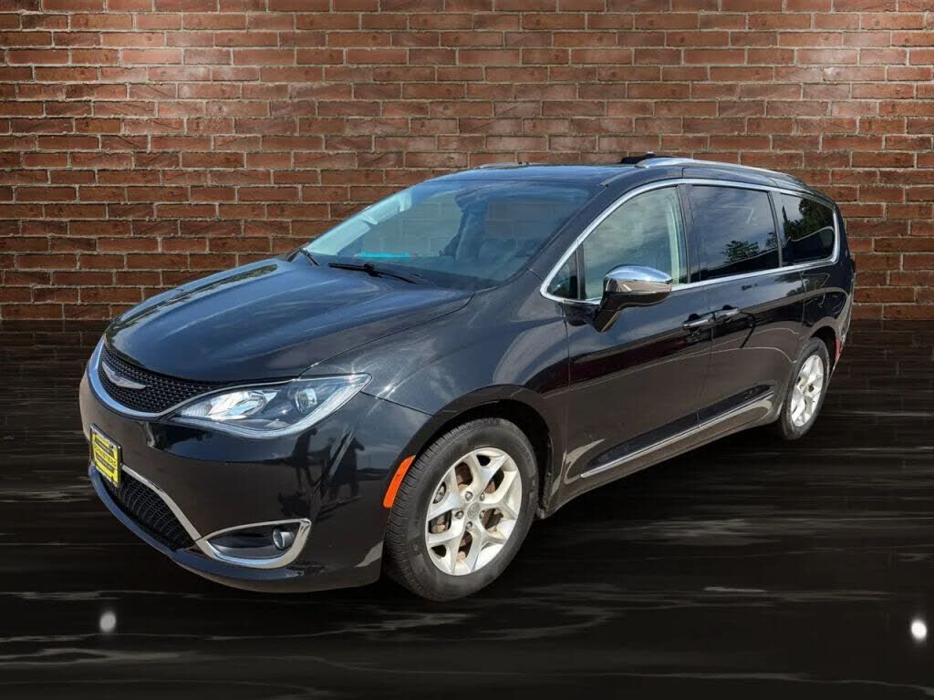 2020 CHRYSLER Pacifica