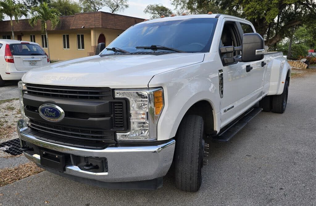 2017 FORD F-350