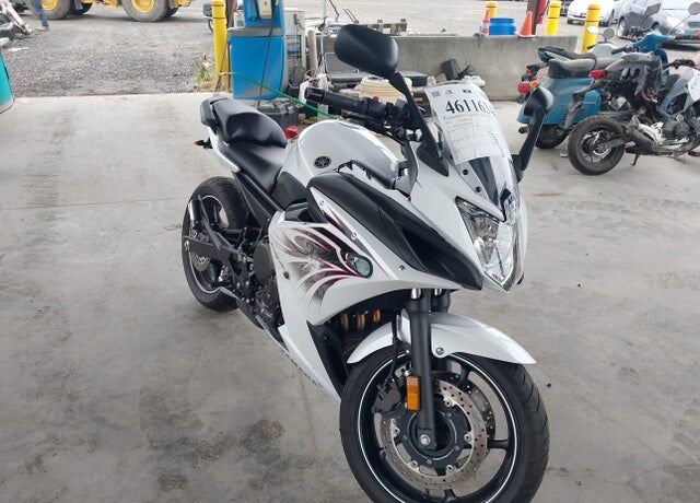 2010 YAMAHA FZ6R