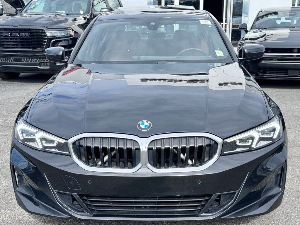 2023 BMW 330i
