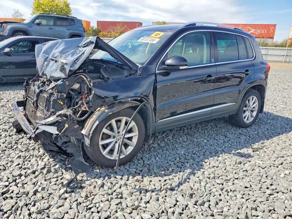 2017 VOLKSWAGEN Tiguan