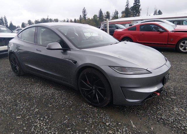 2024 TESLA Model 3
