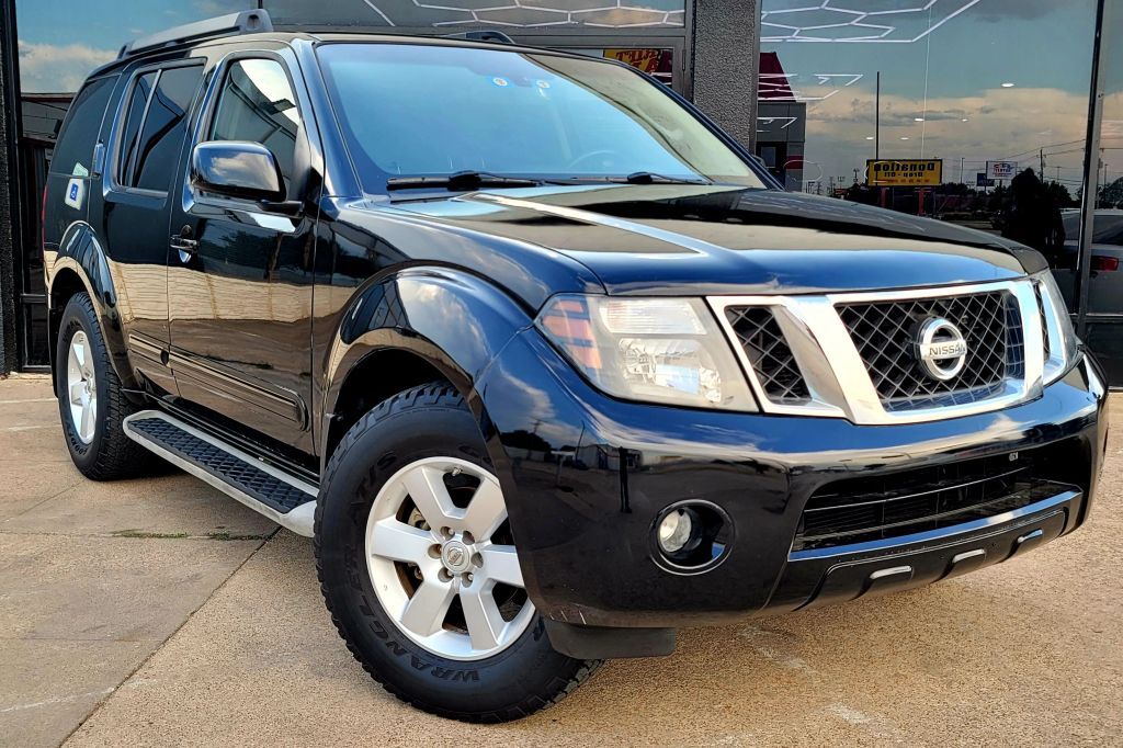 2011 NISSAN Pathfinder