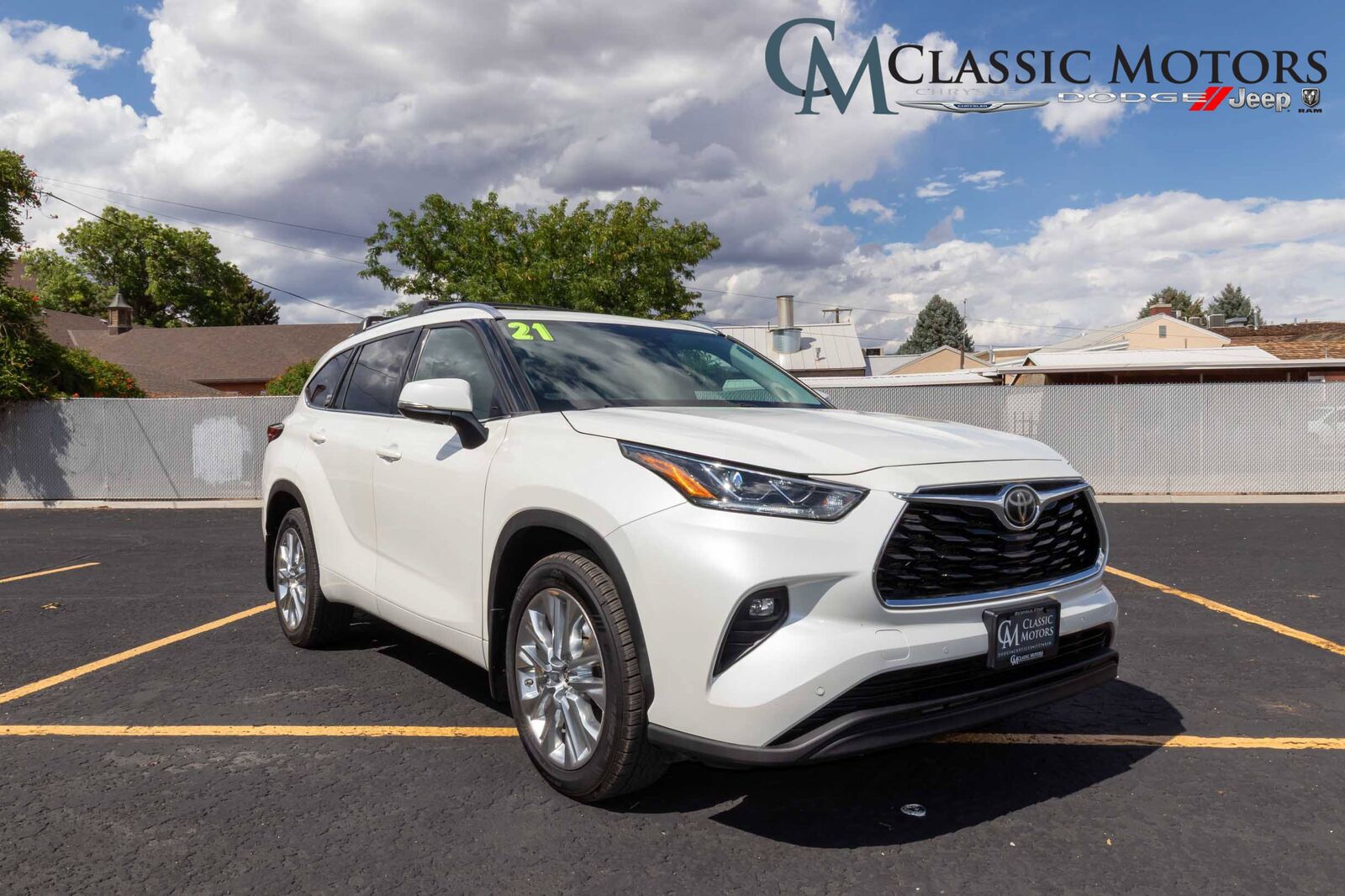 2021 TOYOTA Highlander