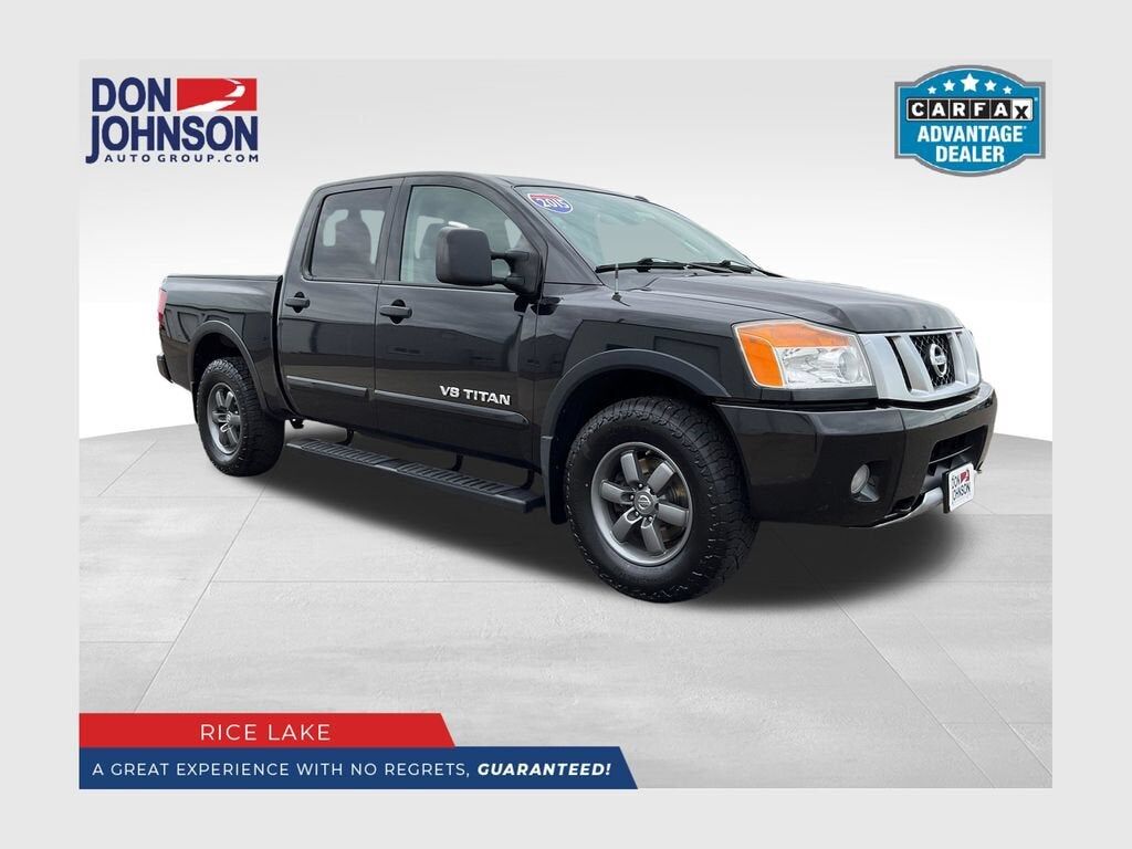 2015 NISSAN Titan