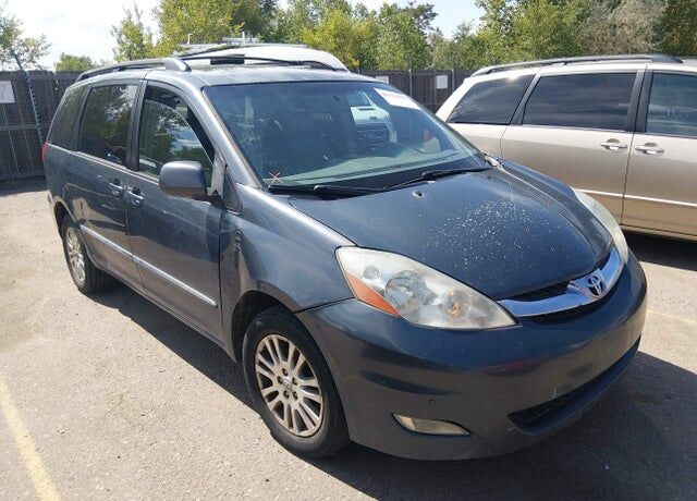 2008 TOYOTA Sienna
