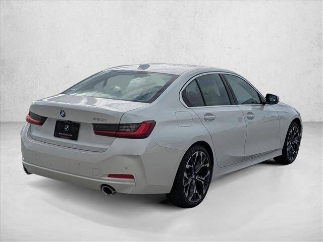 2026 BMW 330i