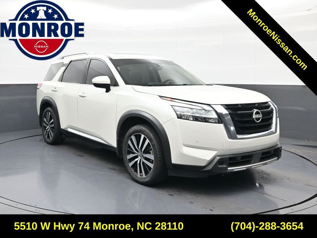 2023 NISSAN Pathfinder