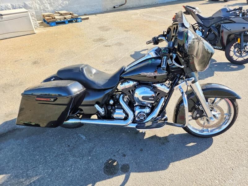2015 HARLEY DAVIDSON Street Glide Special