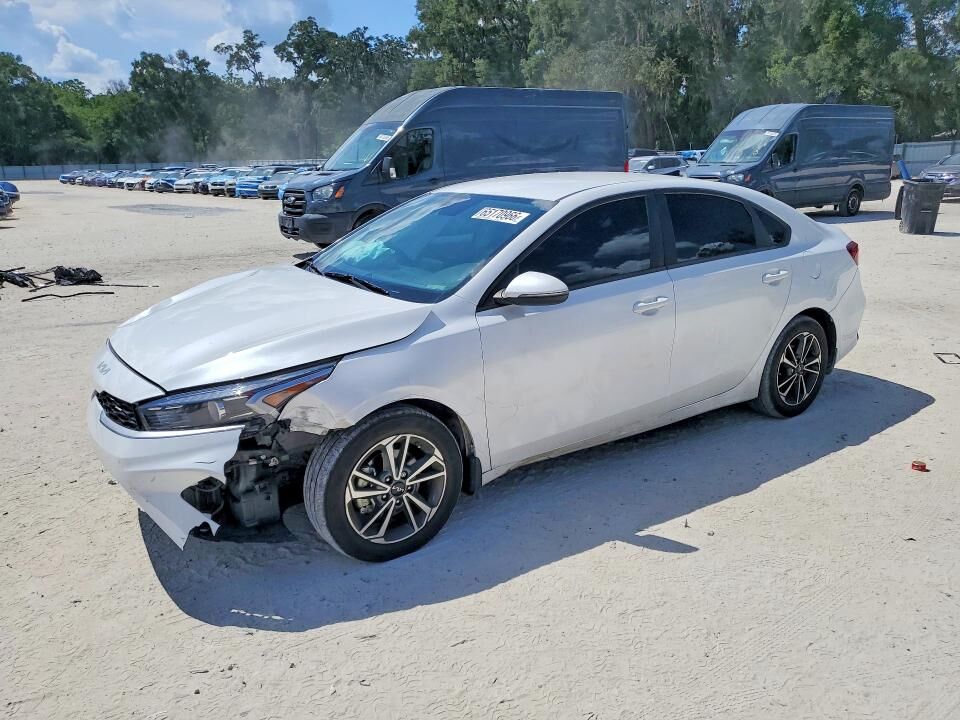 2023 KIA Forte