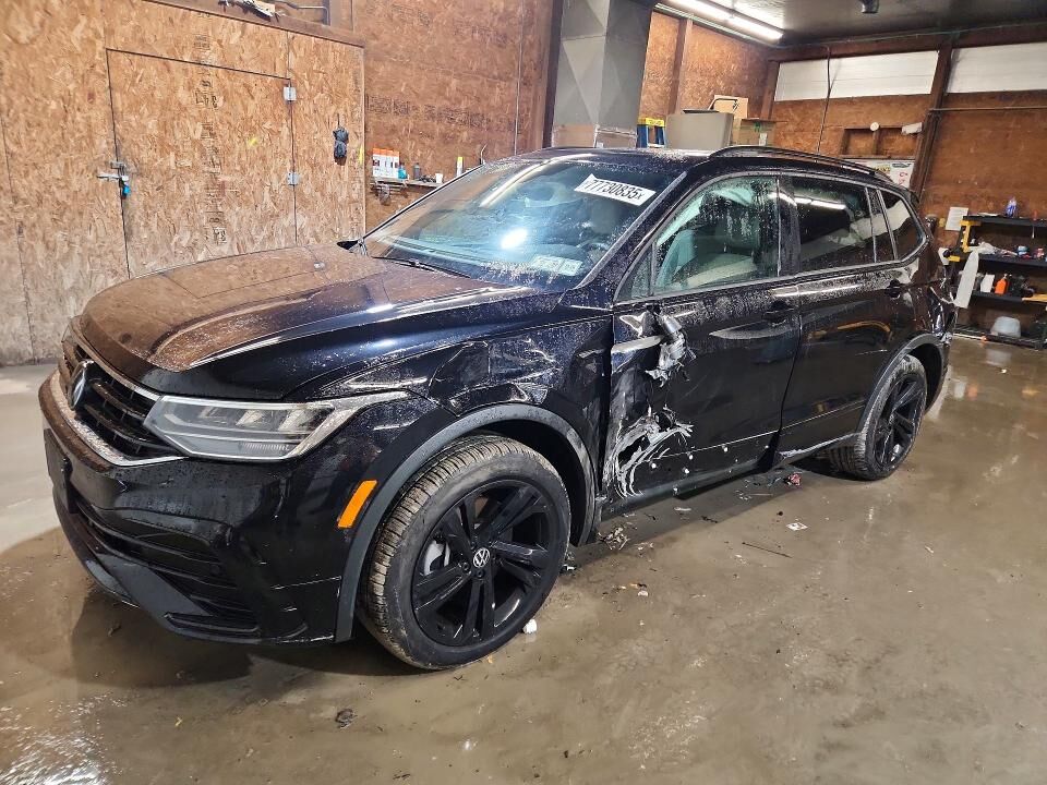 2024 VOLKSWAGEN Tiguan 4Motion