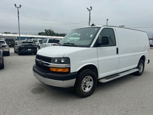 2024 CHEVROLET Express