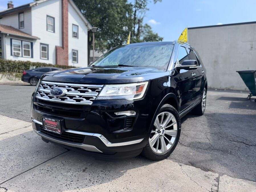 2019 FORD Explorer