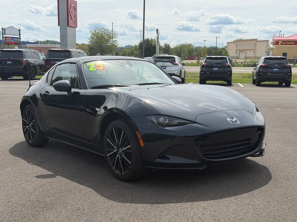 2025 MAZDA MX-5