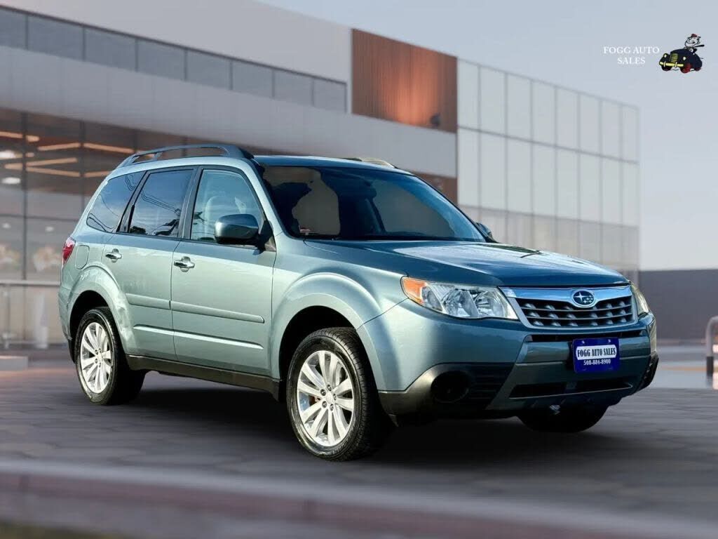 2012 SUBARU Forester
