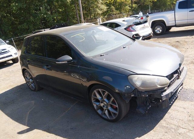 2013 VOLKSWAGEN Golf GTI