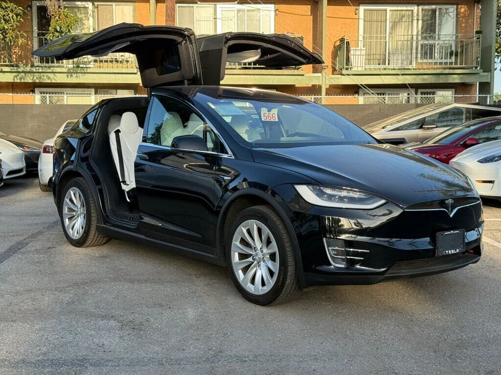 2019 TESLA Model X