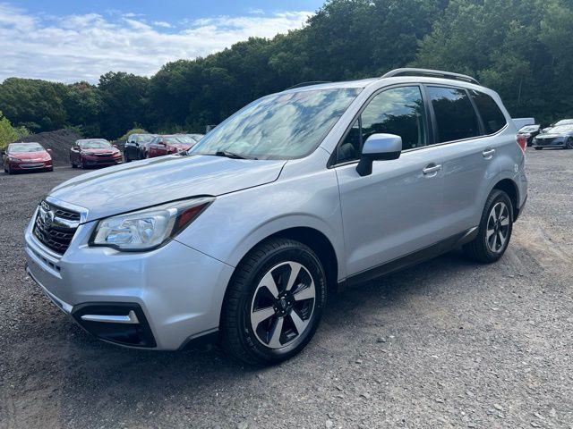 2017 SUBARU Forester